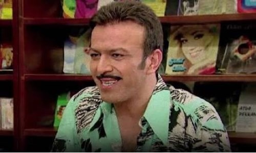 ÜNLÜ OYUNCU EVİNDE ÖLÜ BULUNDU